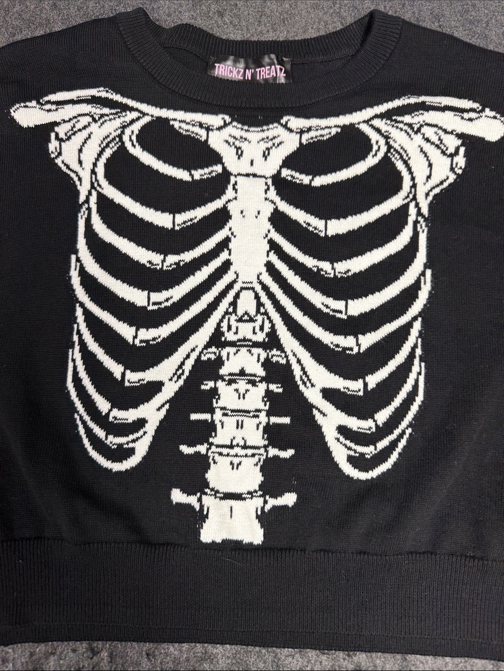 Trickz N Treatz Black Skeleton Graphic Cropped Sweater - Picture 7 of 7
